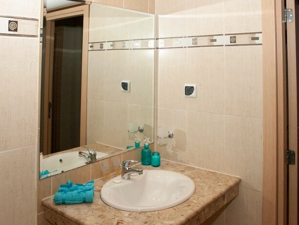 Imagen de la habitación del Hotel Parva linia adres Regina mare Tsarevo. Foto 17