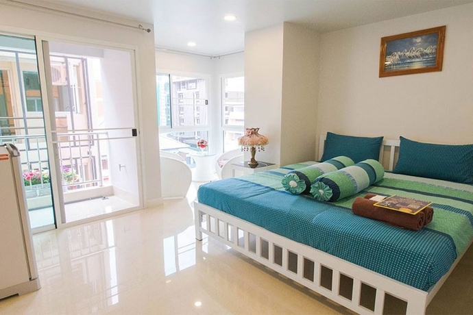 Imagen de la habitación del Hotel Parvena. Foto 13
