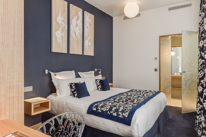 Imagen de la habitación del Hotel Pas De Calais. Foto 6