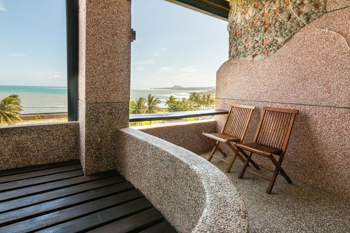 Imagen de la habitación del Hotel Pasa Beach Resort. Foto 25