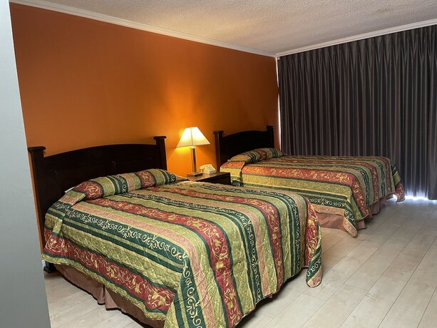 Imagen general del Hotel Pasadena Rose Inn. Foto 11