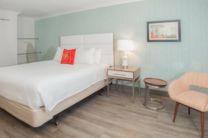 Imagen de la habitación del Hotel Pasadena Rose and Crown. Foto 9