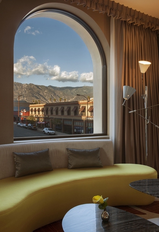 Imagen de los interiores del Hotel Pasadena and Pool. Foto 14