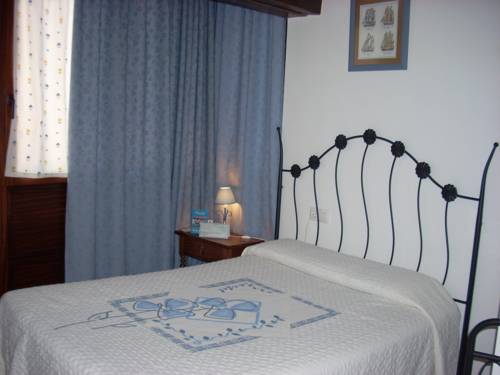 Imagen de la habitación del Hotel Pasaje San Jorge. Foto 13