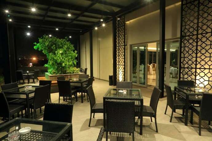 Imagen del bar/restaurante del Hotel Pasar Baru Square. Foto 10