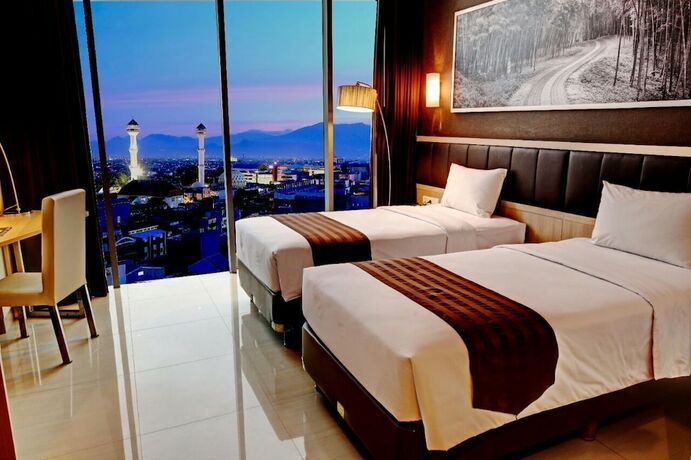 Imagen de la habitación del Hotel Pasar Baru Square. Foto 19
