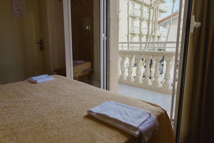 Imagen de la habitación del Hotel Pascoli. Foto 7