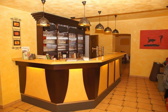 Imagen de los interiores del Hotel Paseo. Foto 19