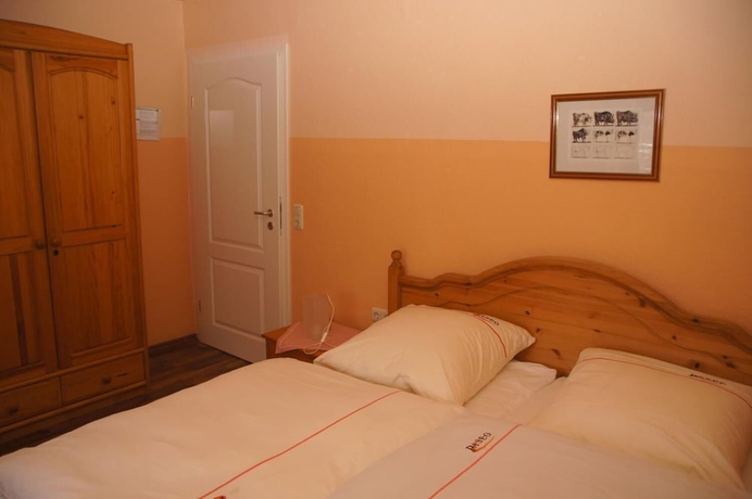 Imagen de la habitación del Hotel Paseo. Foto 10