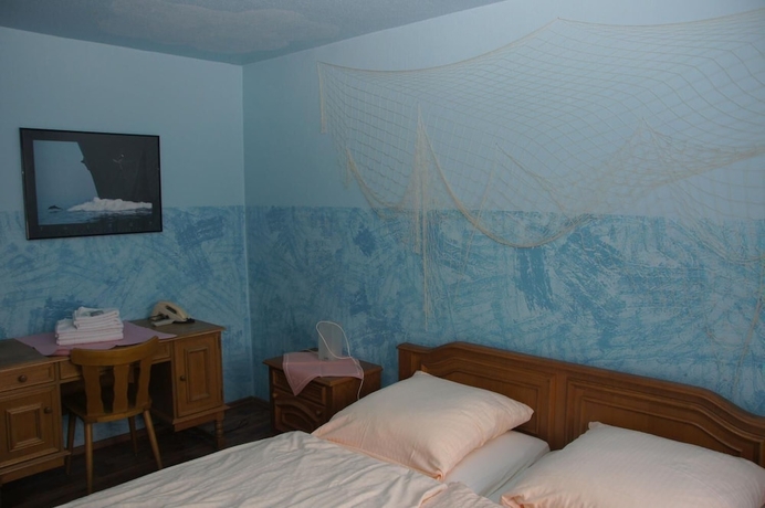 Imagen de la habitación del Hotel Paseo. Foto 11