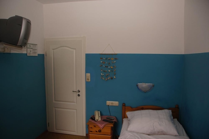 Imagen de la habitación del Hotel Paseo. Foto 16