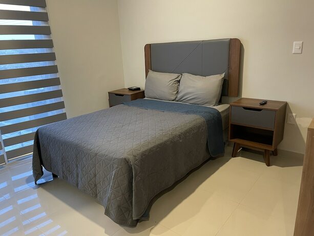 Imagen de la habitación del Hotel Paseo Lomas. Foto 20