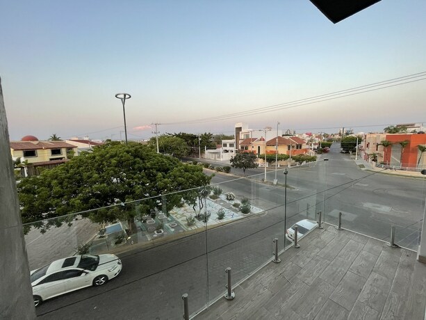Imagen general del Hotel Paseo Lomas. Foto 15