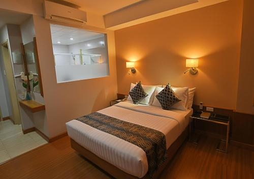 Imagen general del Hotel Paseo Premiere. Foto 4