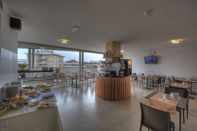 Imagen del bar/restaurante del Hotel Pasha, Lignano Sabbiadoro. Foto 7