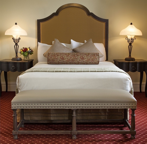 Imagen de los interiores del Hotel Paso Robles Inn. Foto 12