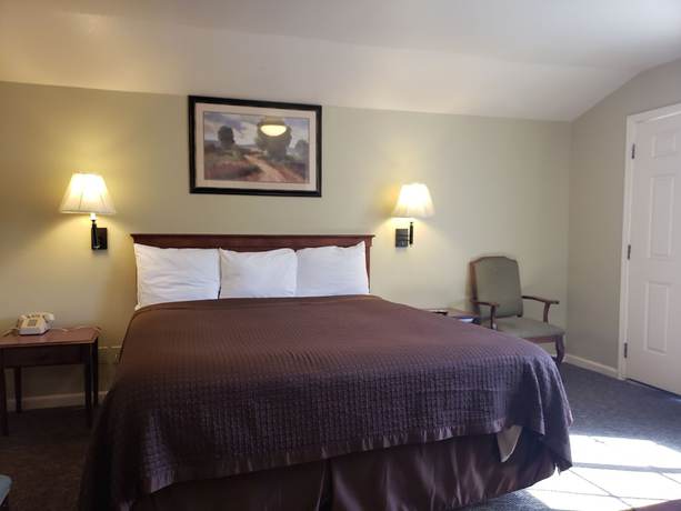Imagen de la habitación del Hotel Paso Robles Wine Country. Foto 8