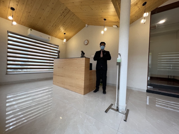 Imagen de los interiores del Hotel Pasricha. Foto 13