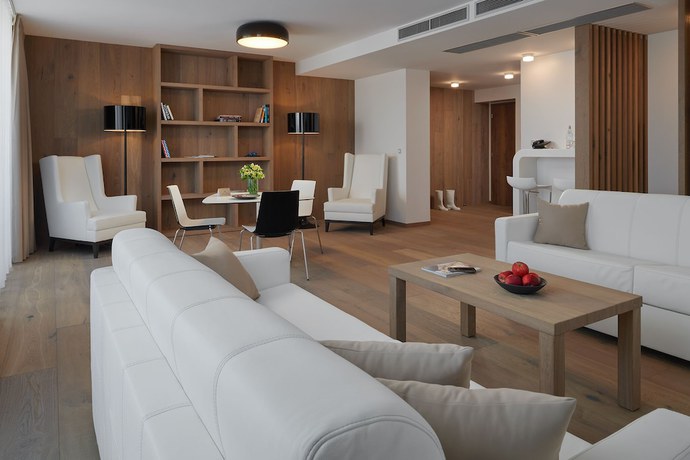 Imagen de la habitación del Hotel Passage. Foto 17