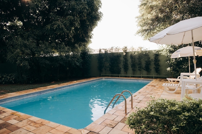 Imagen de la piscina del Hotel Passaledo. Foto 19