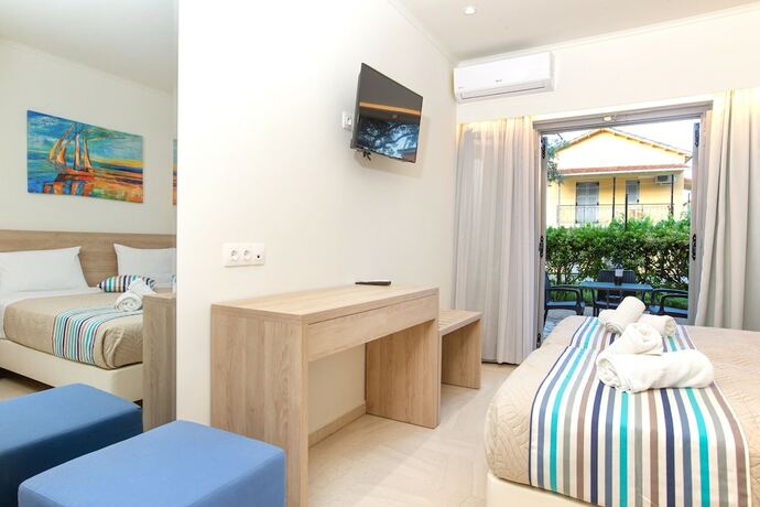 Imagen general del Hotel Passas Mare Apartments and Studios. Foto 2