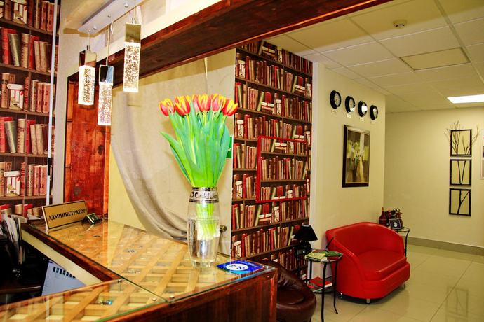 Imagen de los interiores del Hotel Passazh. Foto 19