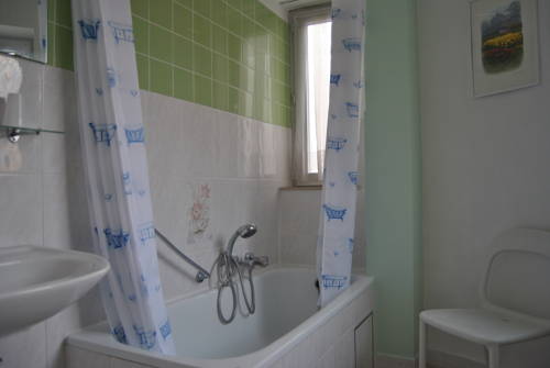 Imagen de la habitación del Hotel Passerelle Liège. Foto 3