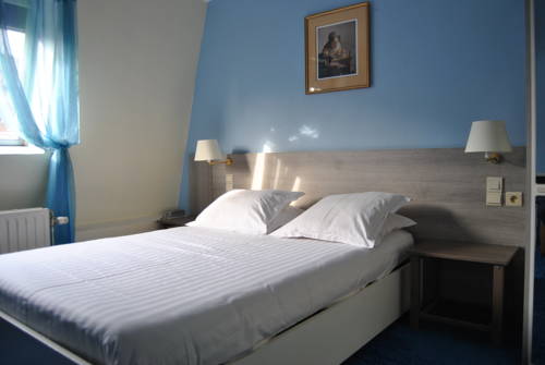 Imagen de la habitación del Hotel Passerelle Liège. Foto 10