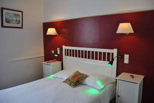 Imagen de la habitación del Hotel Passerelle Liège. Foto 11