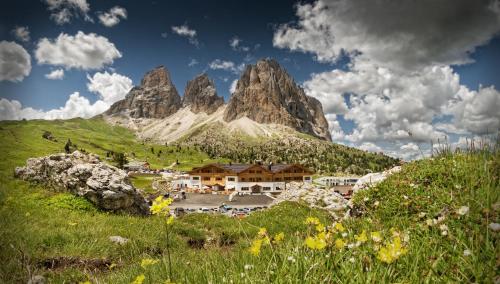 Imagen general del Hotel Passo Sella Dolomiti Mountain Resort. Foto 5