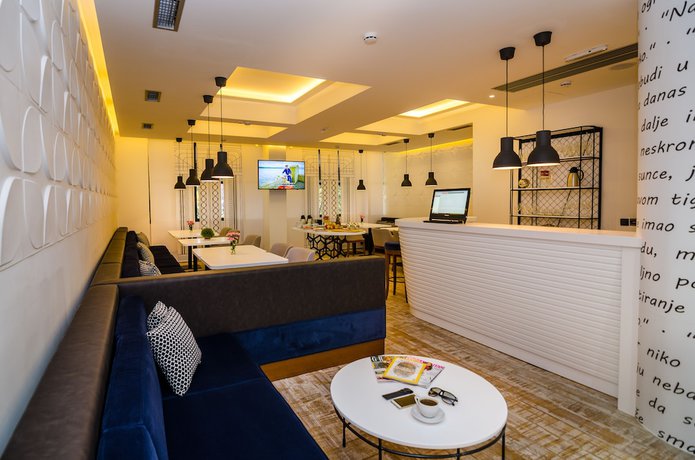 Imagen del bar/restaurante del Hotel Passport Garni. Foto 5