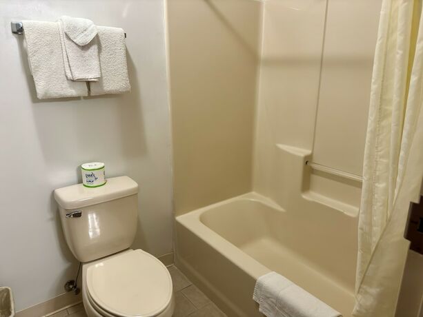 Imagen general del Hotel Passport Inn, Paradise . Foto 4