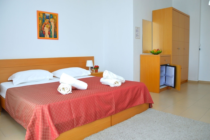 Imagen de la habitación del Hotel Pastarella Radhime. Foto 10