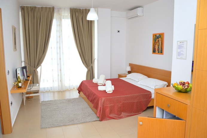 Imagen de la habitación del Hotel Pastarella Radhime. Foto 11