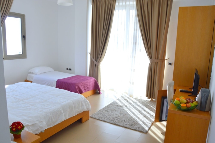 Imagen de la habitación del Hotel Pastarella Radhime. Foto 12