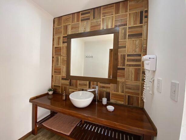 Imagen de la habitación del Hotel Patagonia Austral Suites. Foto 17