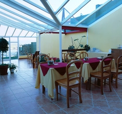 Imagen del bar/restaurante del Hotel Patagonia Jarke Hosteria. Foto 3