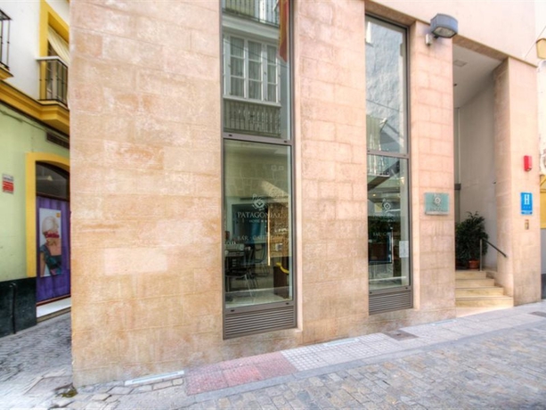 Imagen general del Hotel Patagonia Sur - Cádiz. Foto 4