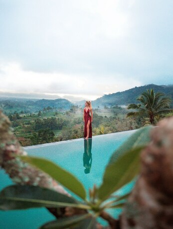 Imagen de la piscina del Hotel Patal Kikian Villas. Foto 32