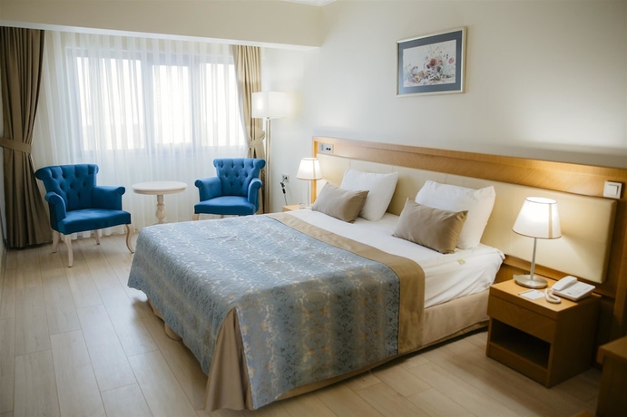 Imagen de la habitación del Hotel Patalya Lakeside Resort Ankara. Foto 5
