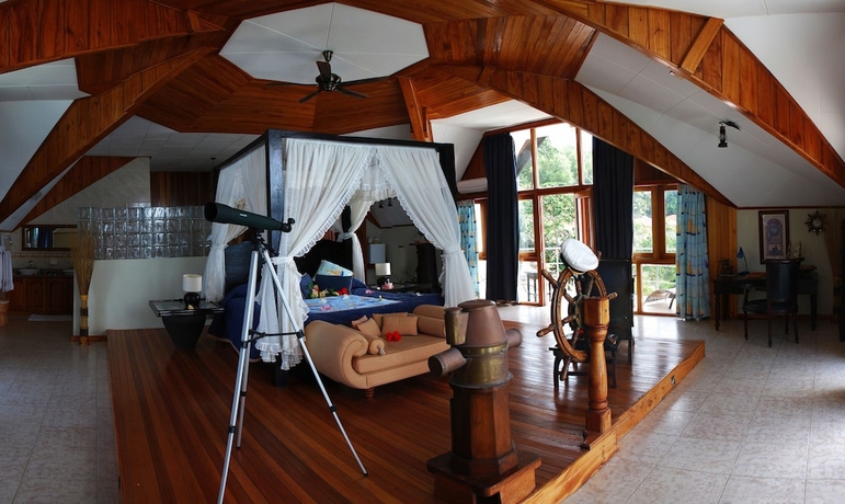 Imagen de la habitación del Hotel Patatran Village. Foto 9