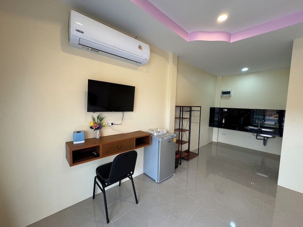 Imagen de los interiores del Hotel Patcharee Resort. Foto 12