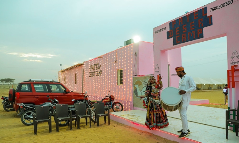 Imagen de los exteriores del Hotel Patel Desert Camp. Foto 14