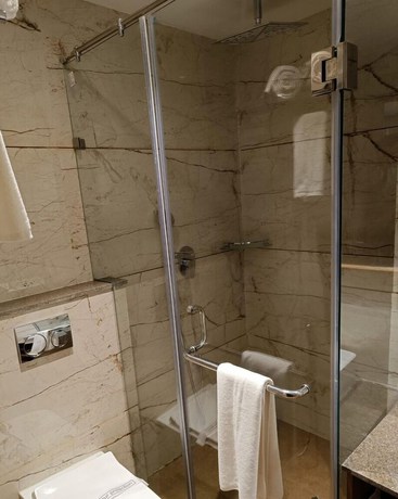 Imagen de la habitación del Hotel Pathikashram Nilaya. Foto 12