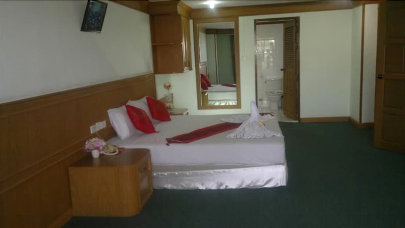 Imagen de la habitación del Hotel Pathumthani Place Hotel. Foto 3