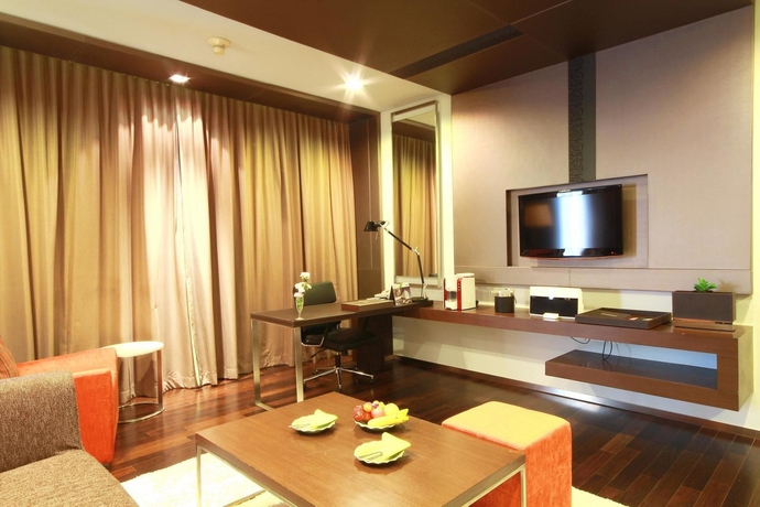 Imagen de la habitación del Hotel Pathumwan Princess. Foto 3