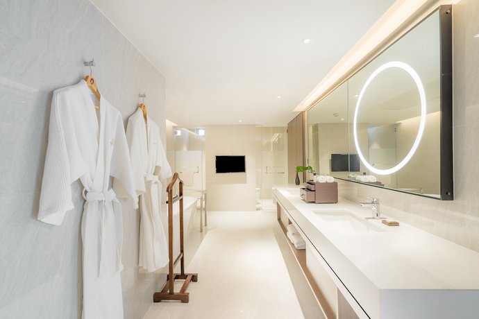 Imagen de la habitación del Hotel Pathumwan Princess. Foto 10