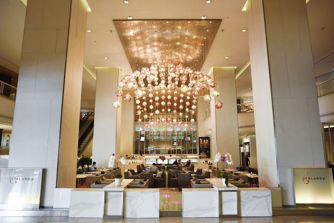 Imagen del bar/restaurante del Hotel Pathumwan Princess. Foto 2