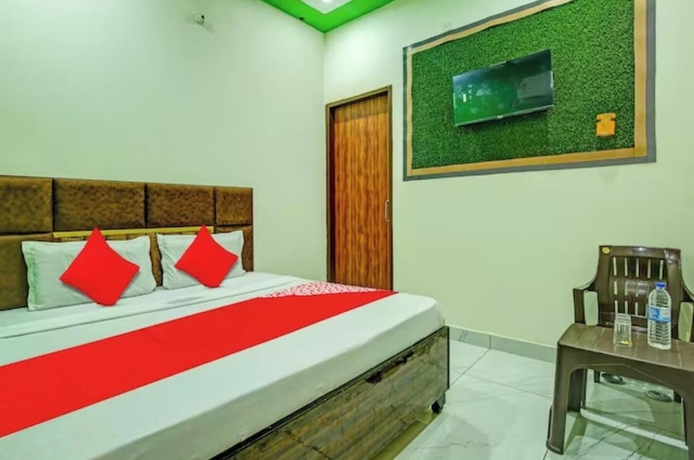 Imagen de la habitación del Hotel Patiala. Foto 8