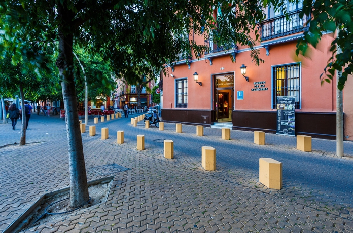 Imagen general del Hotel Patio De La Alameda. Foto 2